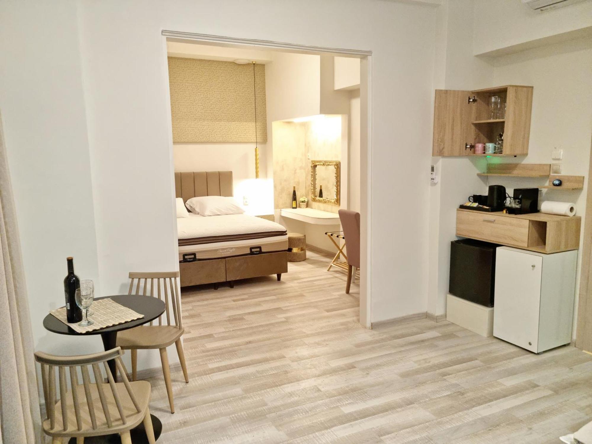 Golden Center Aparthotel